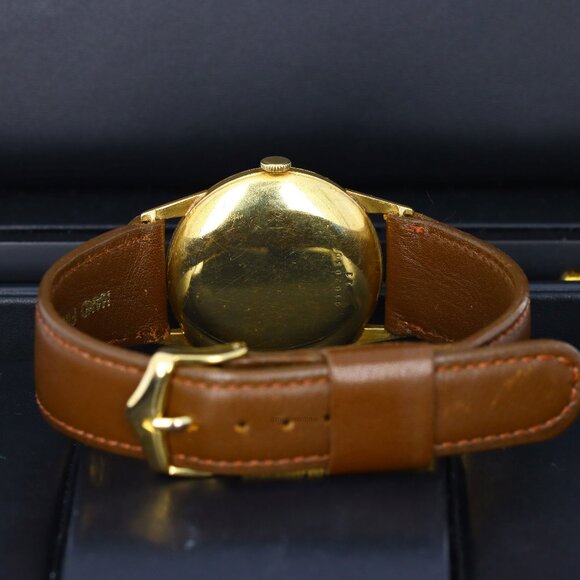 Ebel Vintage 32mm Circa 1960's, Silver Dial - Yellow Gold Plated on Strap - Picture 7 of 11